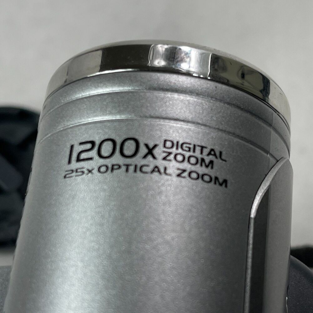 Hitachi DZ-BX35A DVD Cam Video Camera Camcorder PARTS ONLY UNTESTED NO BATTERY - Picture 4 of 10